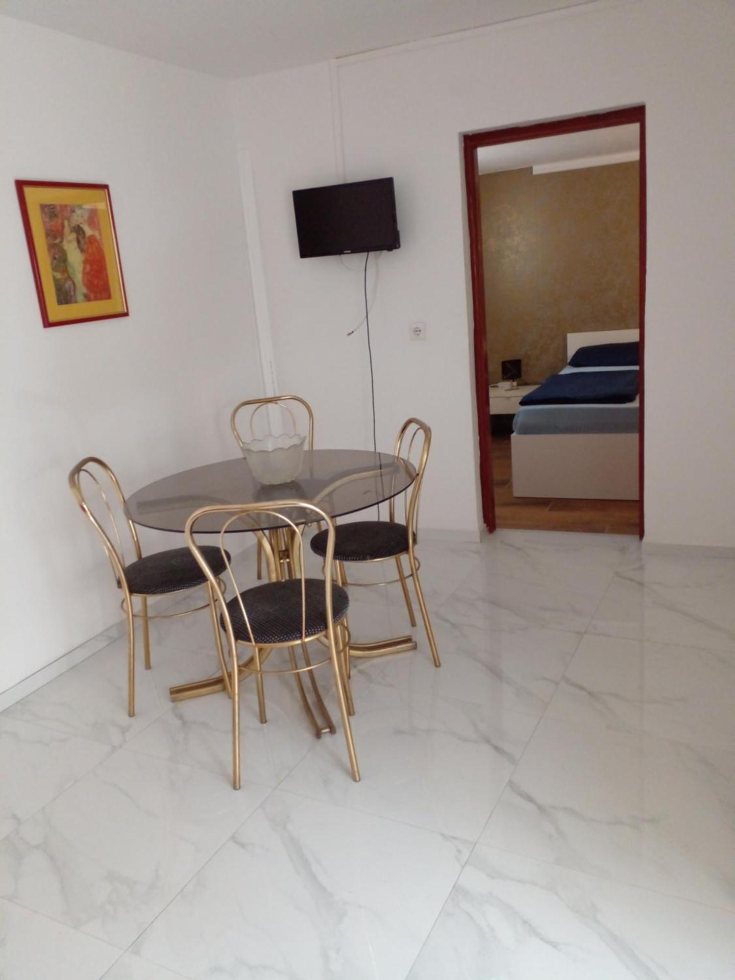 Apartmani Marijanovic Вир Экстерьер фото