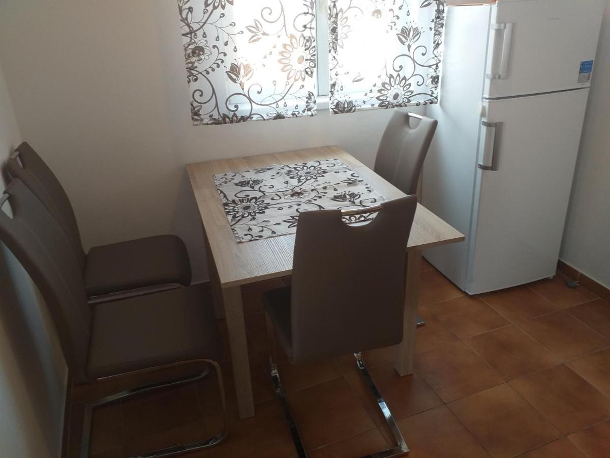 Apartmani Marijanovic Вир Экстерьер фото